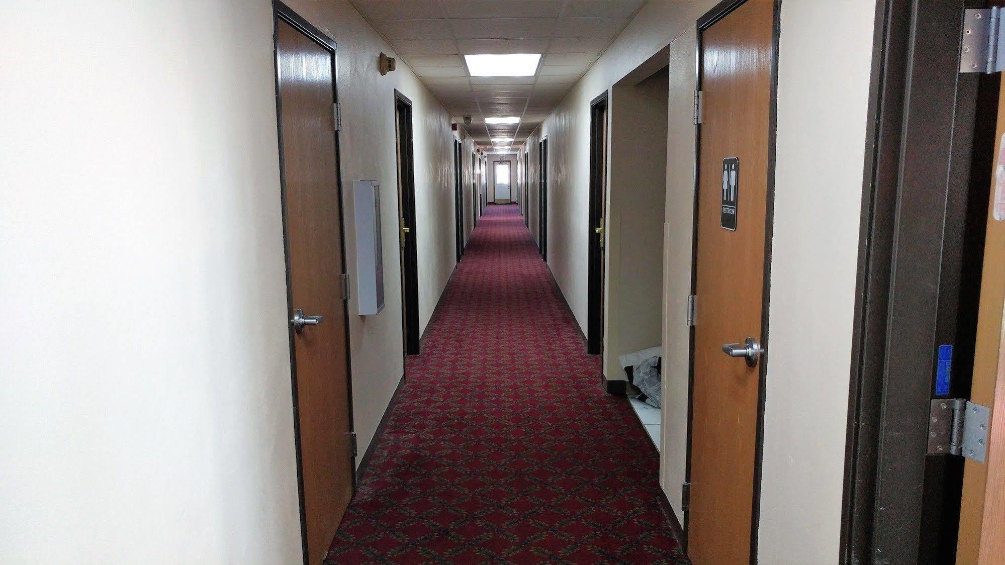 Red Carpet Inn - Windom Extérieur photo